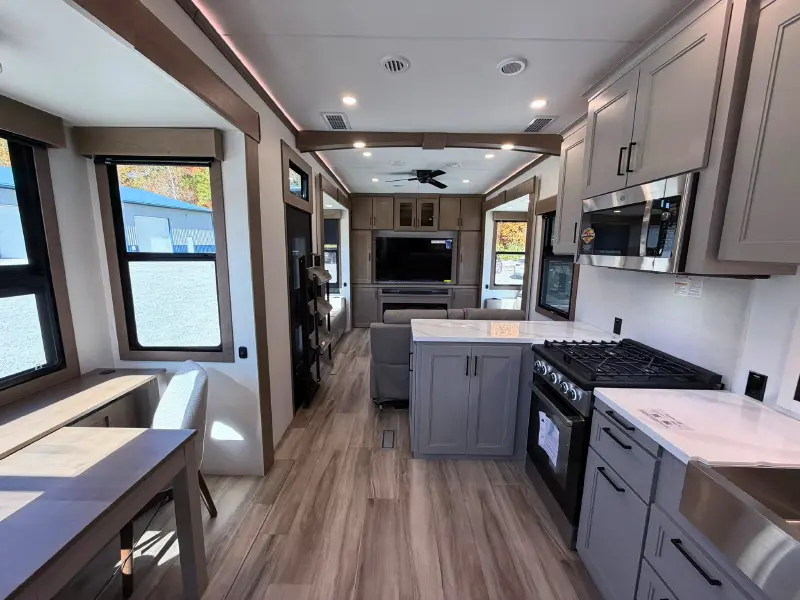 2027 KZ RV Durango Gold G393MKF