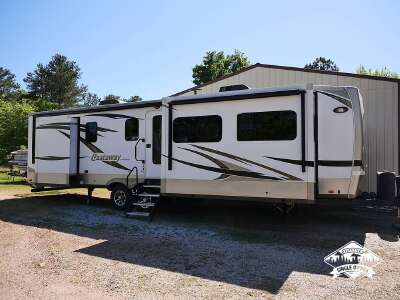 2011-2022 Columbus Castaway For Sale - Palomino Travel Trailer RVs ...